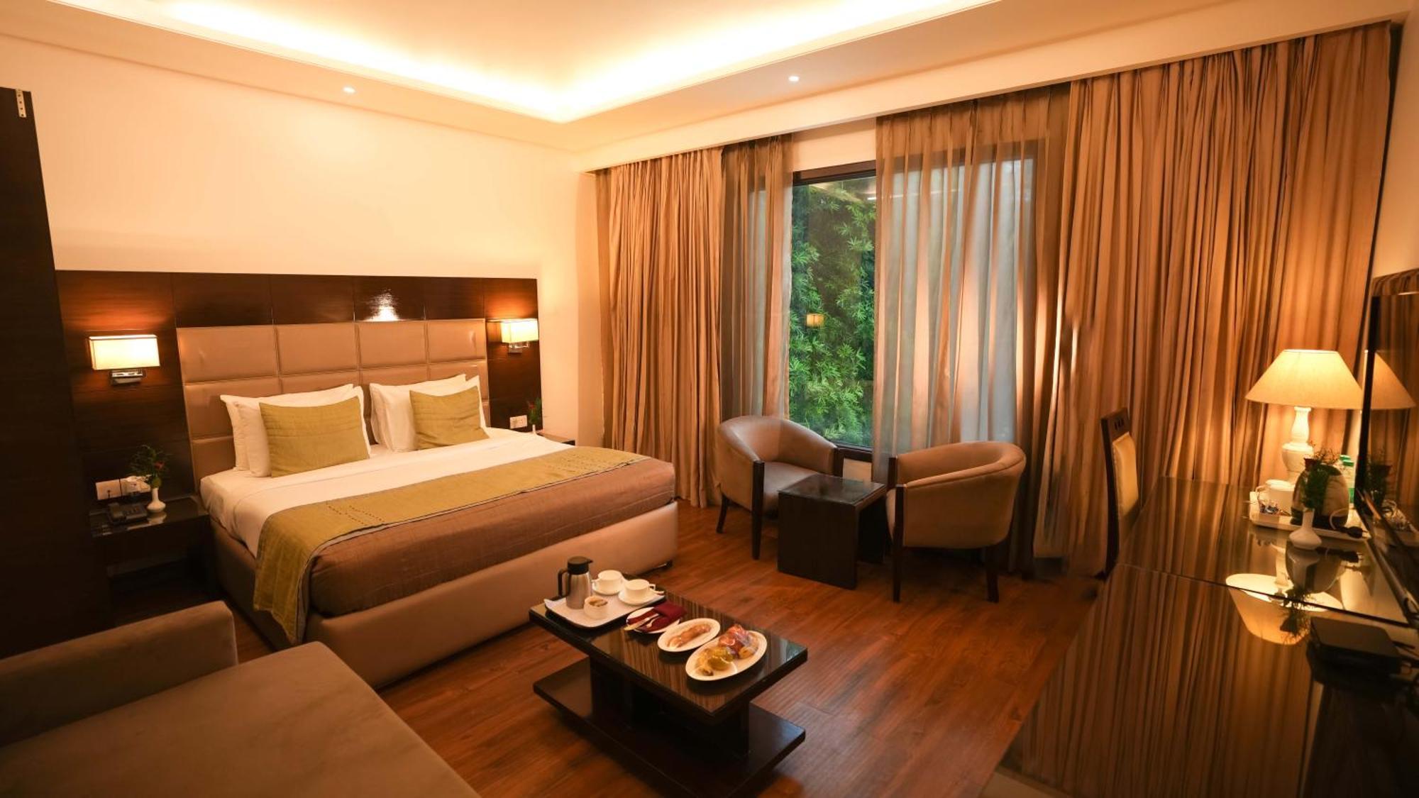 Hotel Africa Avenue - Greater Kailash 1 New Delhi Exterior photo