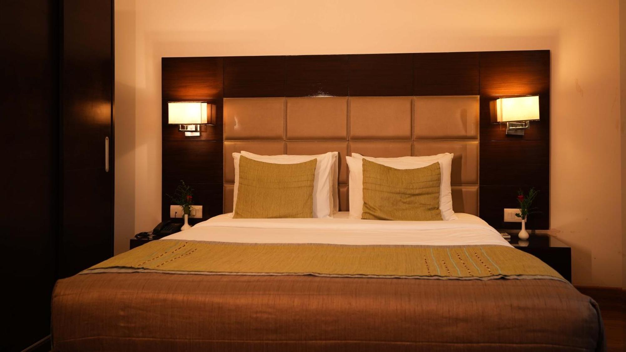 Hotel Africa Avenue - Greater Kailash 1 New Delhi Exterior photo